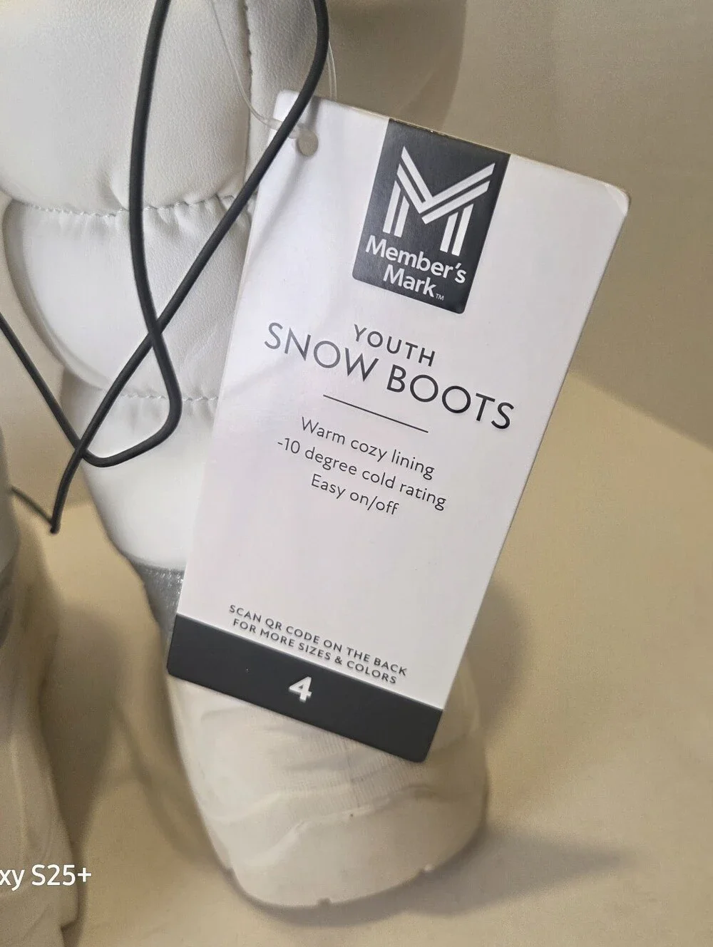 Girls White And Silver Sparkle Snow Boots Size 4 Members Mark NEW WITH TAGS
